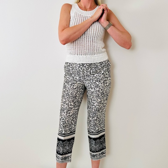Zara Black White Floral Paisley Satin Side Pockets Capris Pants Trousers - Picture 1 of 7
